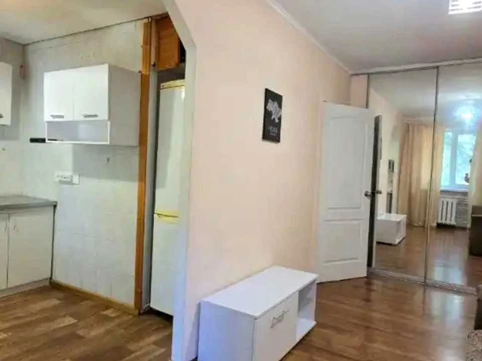 Apartment. Dnipro, Kryvorizka St.