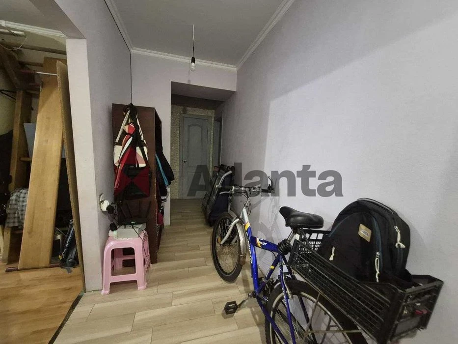 3-room apartment on Krymsky Boulevard/ VOUCHER CERTIFICATE POSTAL