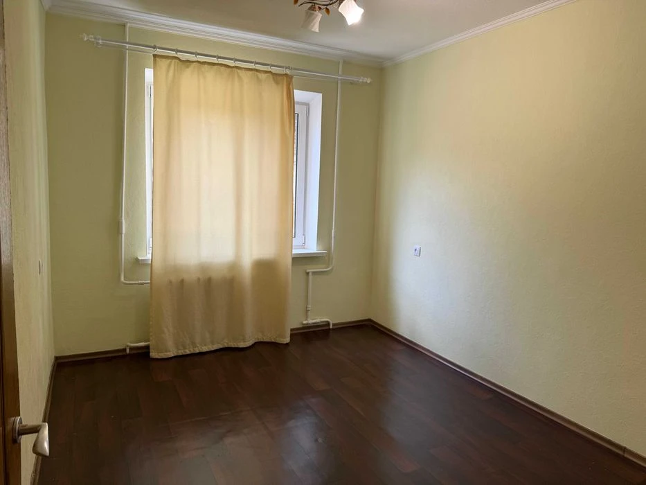 Продам 3к квартиру на Победе 6, жилое состояние, сертификат,
