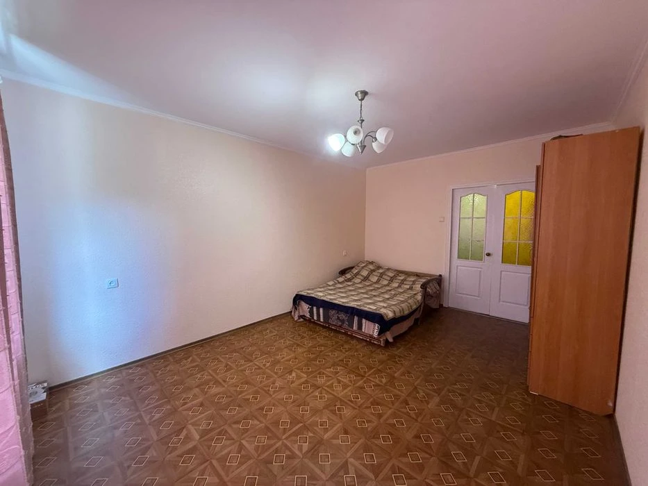 Продам 3к квартиру на Победе 6, жилое состояние, сертификат,