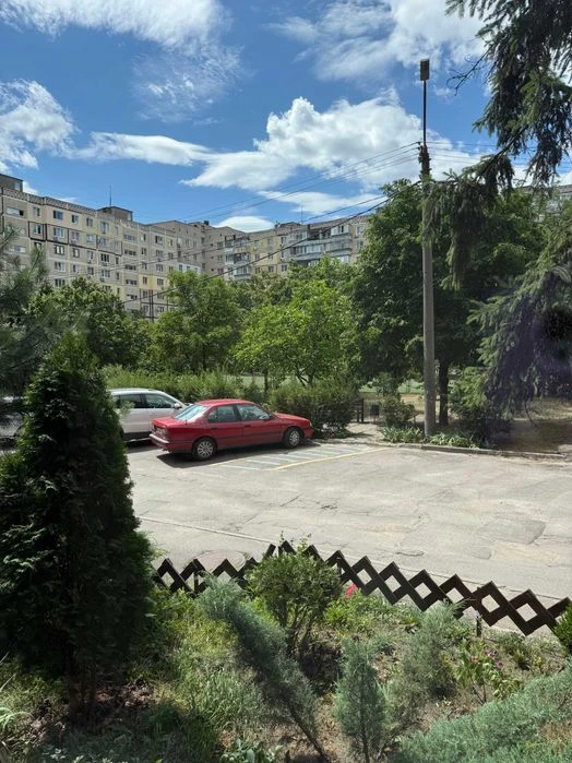 Продам 3к квартиру на Победе 6, жилое состояние, сертификат,