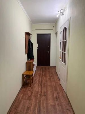 Продам 3к квартиру на Победе 6, жилое состояние, сертификат,