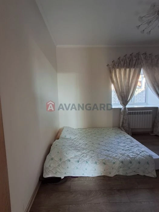 House for sale. Panas Saksagansky. Yuzhny Rynok stop.
