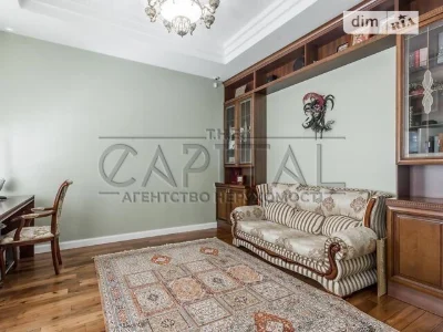 Продаж 4к квартири 230 кв. м на вул. Академіка Богомольця 5