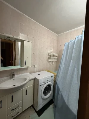 Продається простора 4-кімнатна квартира по вул Степана Банде