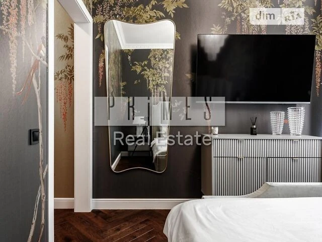 For sale 2-room apartment 85 sq. m. on Zvirynetska St. 70A • ID 345