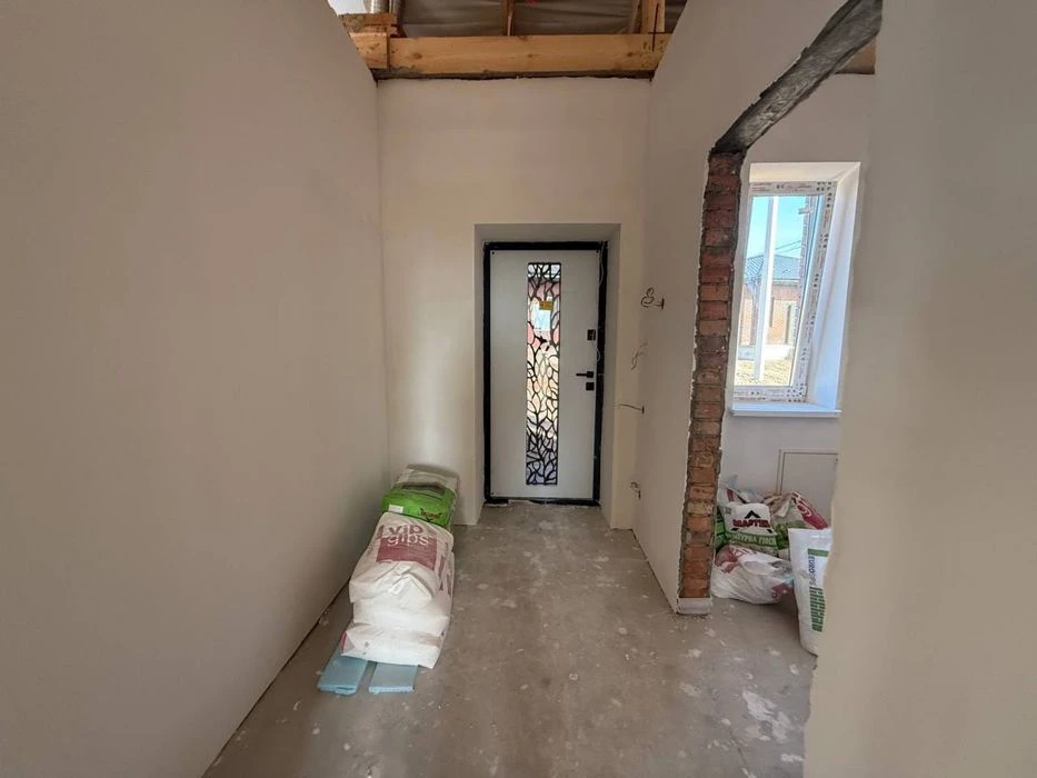 Продам 1 поверховий будинок з ділянкою