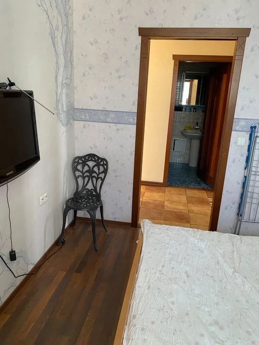 For sale 3-bedroom apartment in the embankment area