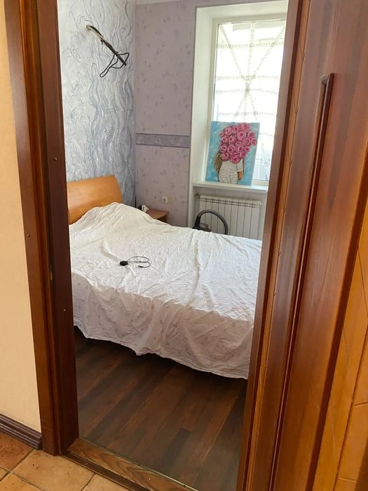 For sale 3-bedroom apartment in the embankment area