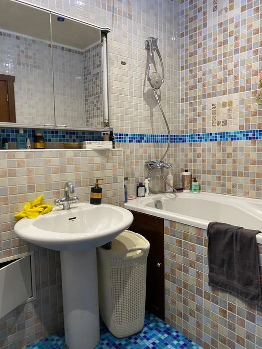 For sale 3-bedroom apartment in the embankment area