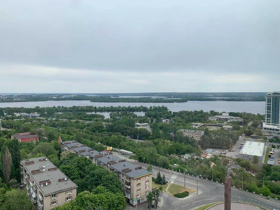 Продам 4 комн кв ЖК Славия ПРЕМИУМ класс 3 спальни(генератор