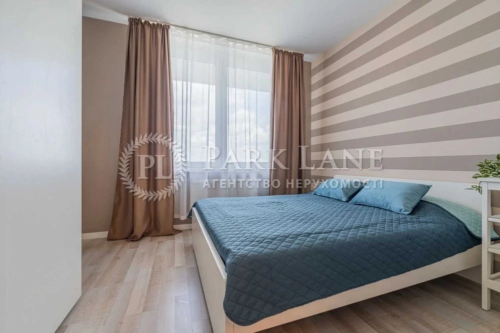 WITHOUT % Sale of 1-room apartment Glushkova 9g M Teremky Holosiivskyi