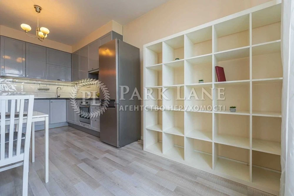 WITHOUT % Sale of 1-room apartment Glushkova 9g M Teremky Holosiivskyi