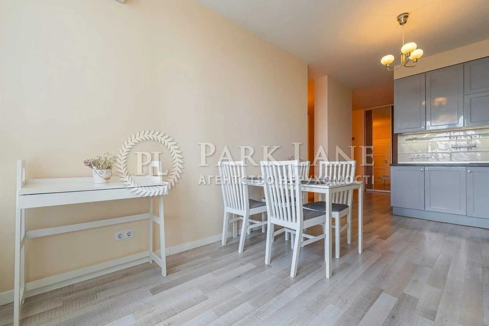 WITHOUT % Sale of 1-room apartment Glushkova 9g M Teremky Holosiivskyi
