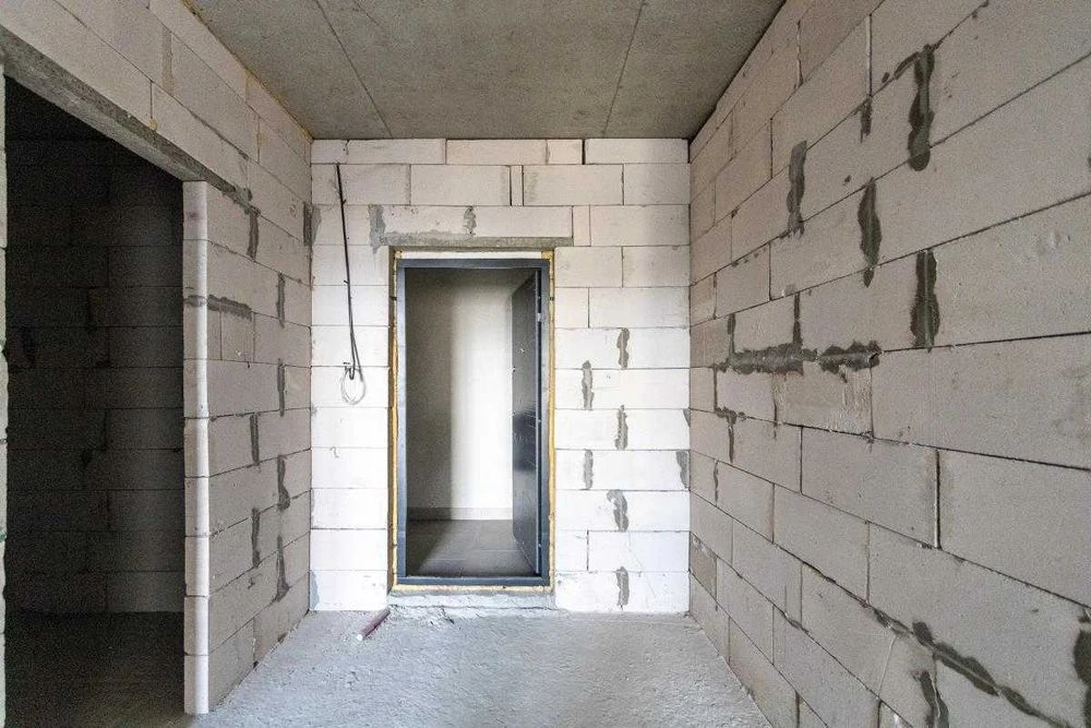 Cheap rented two-room apartment Cascade gas Eoselya Eovandval