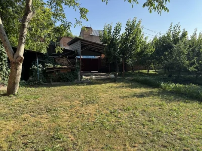 Продам земельну ділянку 9 соток в районі Центрального Ринку.