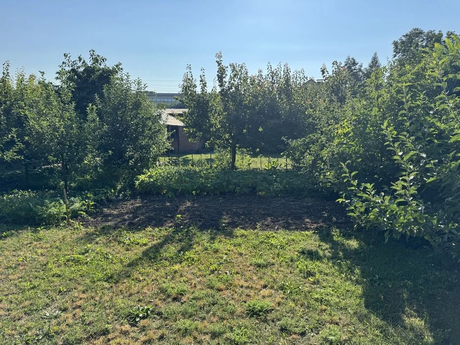Продам земельну ділянку 9 соток в районі Центрального Ринку.