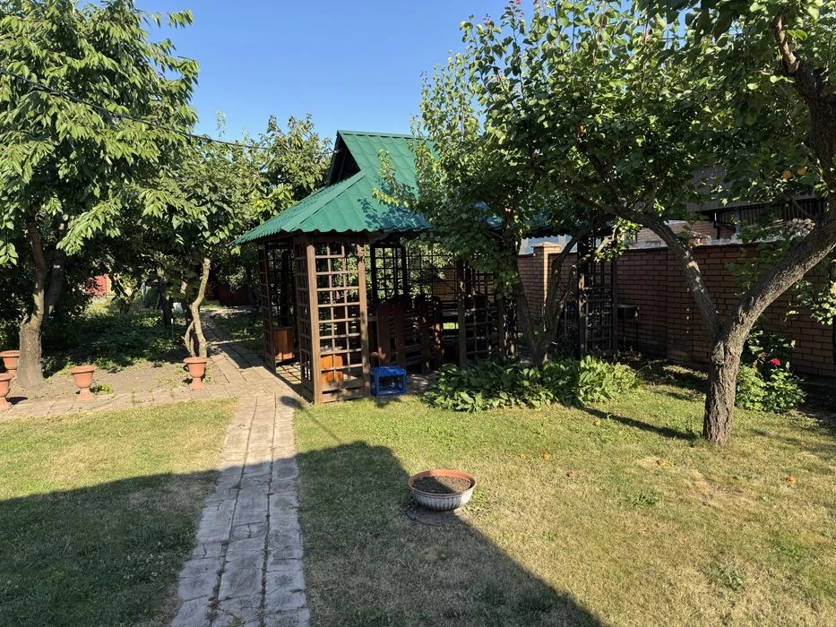 Продам земельну ділянку 9 соток в районі Центрального Ринку.
