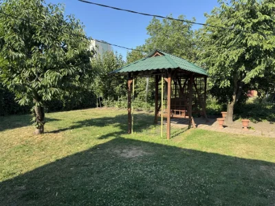Продам земельну ділянку 9 соток в районі Центрального Ринку.