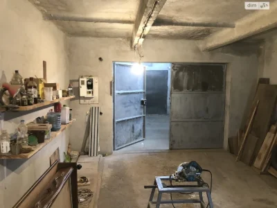 Продаж Місце в гаражному кооперативі Кант