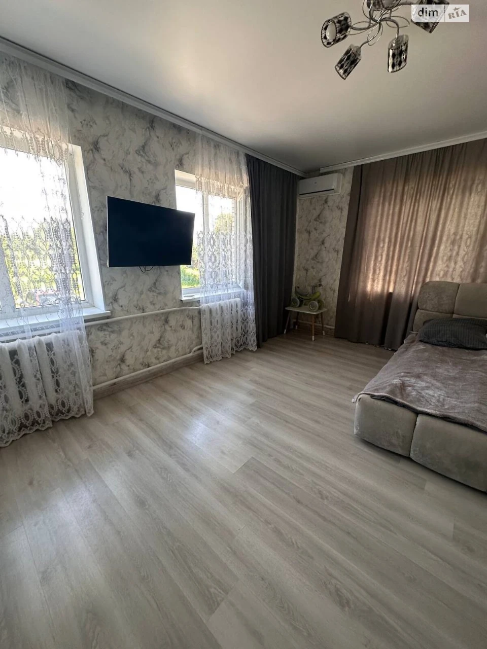 Продаж Дім