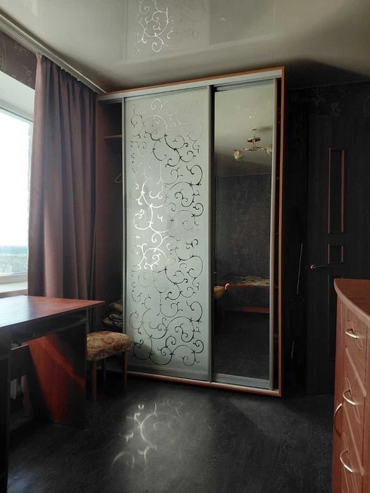 +Продам 3 ком.квартиру ул.Олимпийская 17000 дол.
