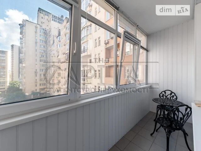 Продаж 4к квартири 190 кв. м на вул. Павлівська 17 • ID 3471