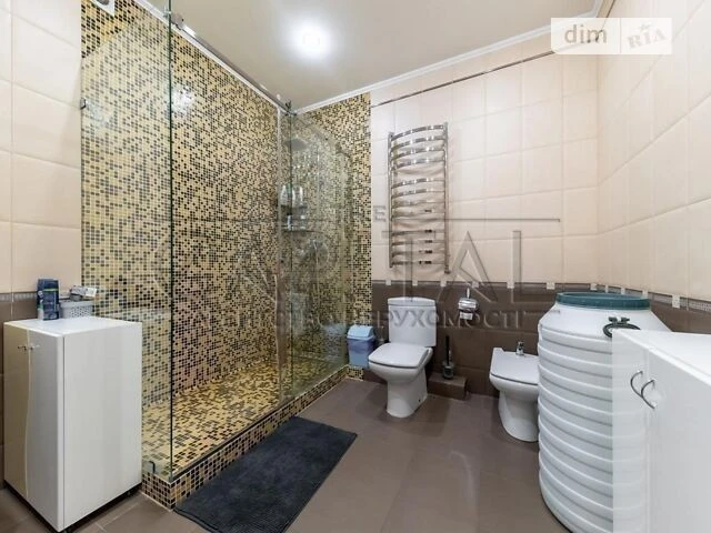 Продаж 4к квартири 190 кв. м на вул. Павлівська 17 • ID 3471