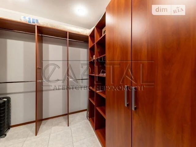 Продаж 4к квартири 190 кв. м на вул. Павлівська 17 • ID 3471