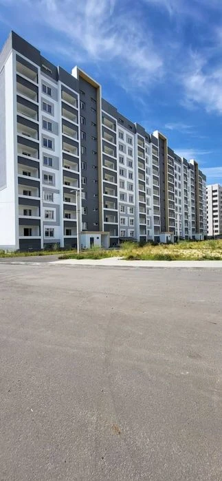 For sale: 2-room apartment 68 sq. m in the new building of the Skazka MV residential complex