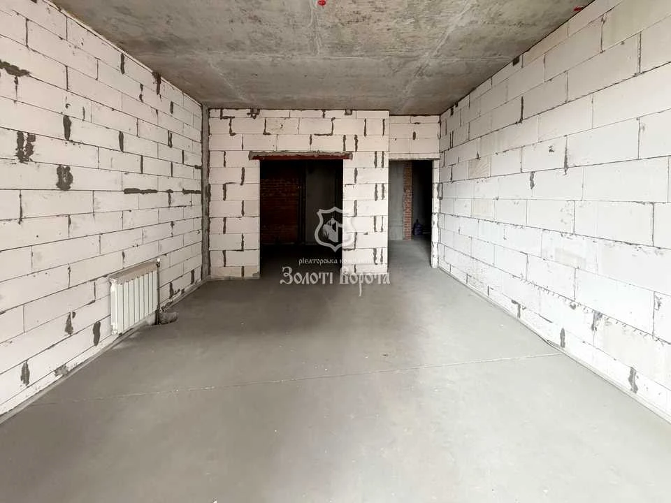 Apartment. Kyiv, Shchekavytska St.