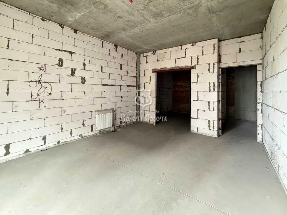 Apartment. Kyiv, Shchekavytska St.