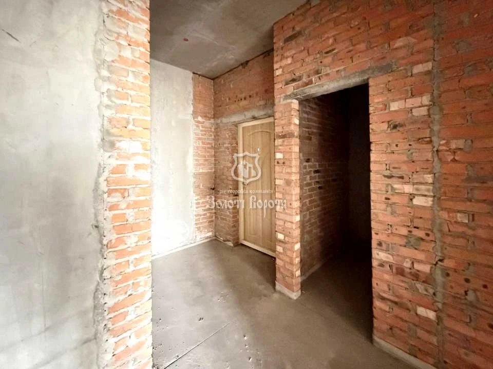 Apartment. Kyiv, Shchekavytska St.
