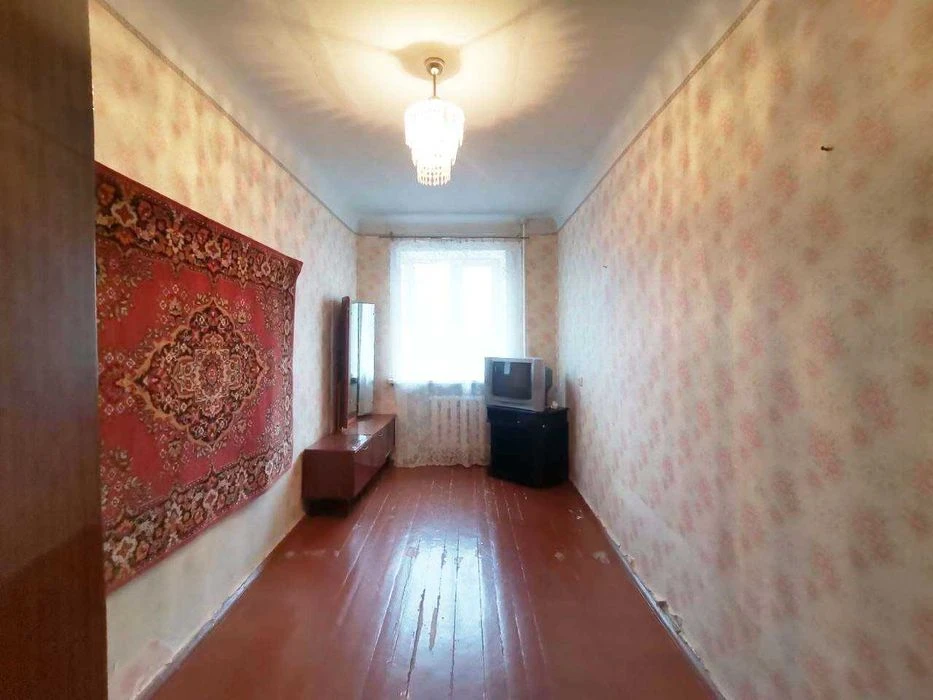 Продаж 3-кімнатної квартири  на вул. Щасливій