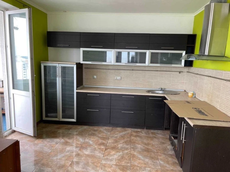 3-room apartment for sale in Kyiv, Mykhayla Hryshka St., 9 (Poznyaki