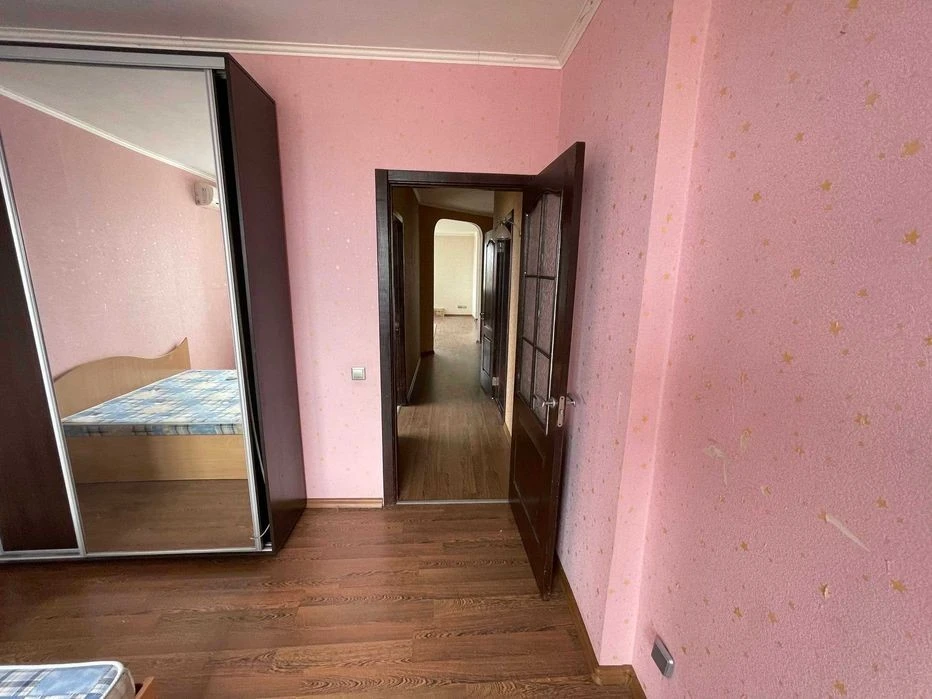 Продаж 3-кім. кварт м. Київ, вул. Михайла Гришка, 9 (Позняки