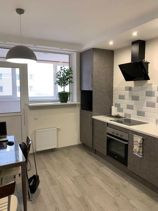 I will sell a 1-room apartment in Poznyaki! S. Krushelnytskoy St. 15, there is