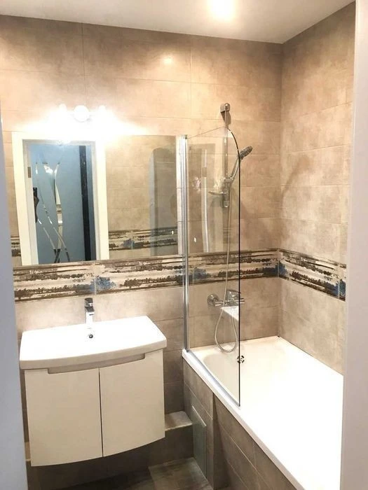 I will sell a 1-room apartment in Poznyaki! S. Krushelnytskoy St. 15, there is