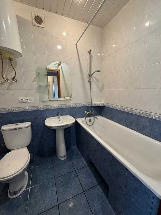 Продаж 2-к квартира, Олександрівський,  вул. Фортечна, площа
