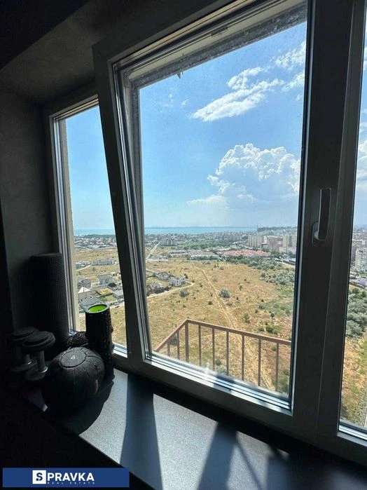 Авторский ремонт! Укомплектованная 2к. кв. в охраняемом ЖК.