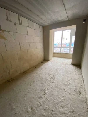 Large 1-room apartment for sale in the Center.
