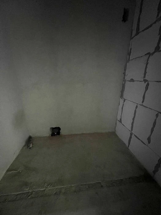 Large 1-room apartment for sale in the Center.