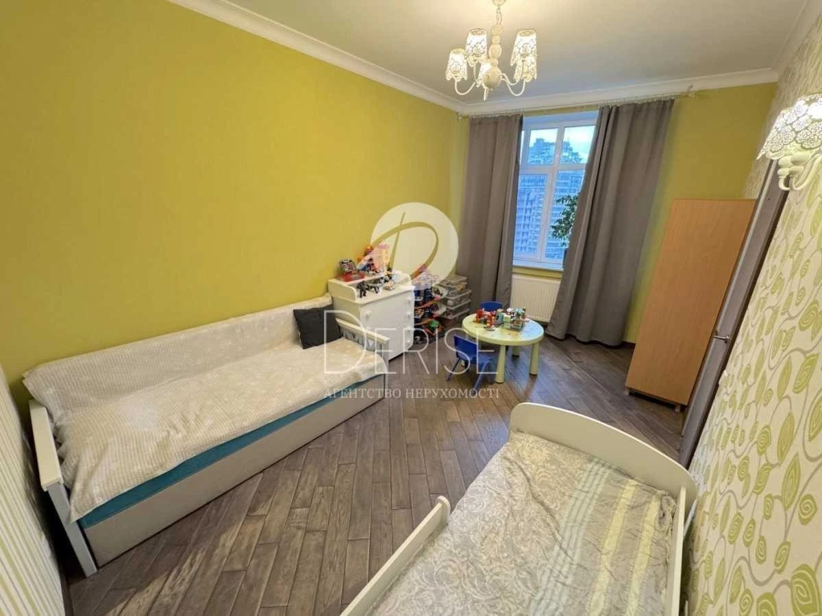 2-room apartment for sale 90 m², Staronavodnytska St., 6B