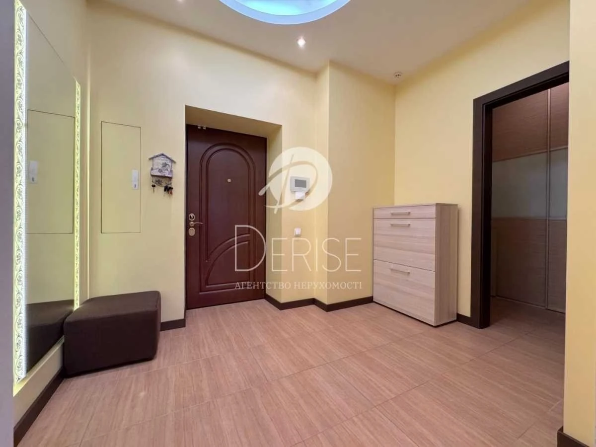 2-room apartment for sale 90 m², Staronavodnytska St., 6B