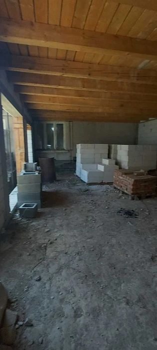 Будинок на етапі реконструкції під американку