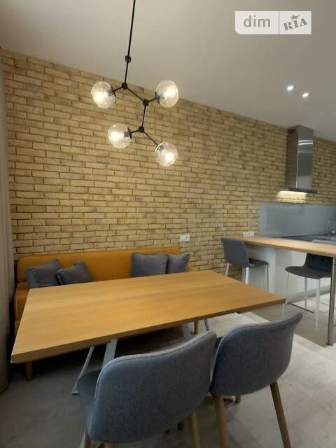 Продажа 2к квартиры 86 кв. м на наб. Днепровская 14 • ID 3470