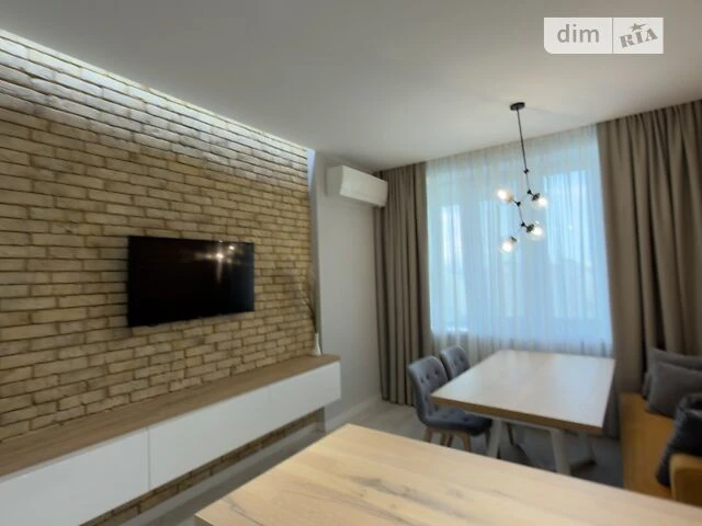 Продажа 2к квартиры 86 кв. м на наб. Днепровская 14 • ID 3470
