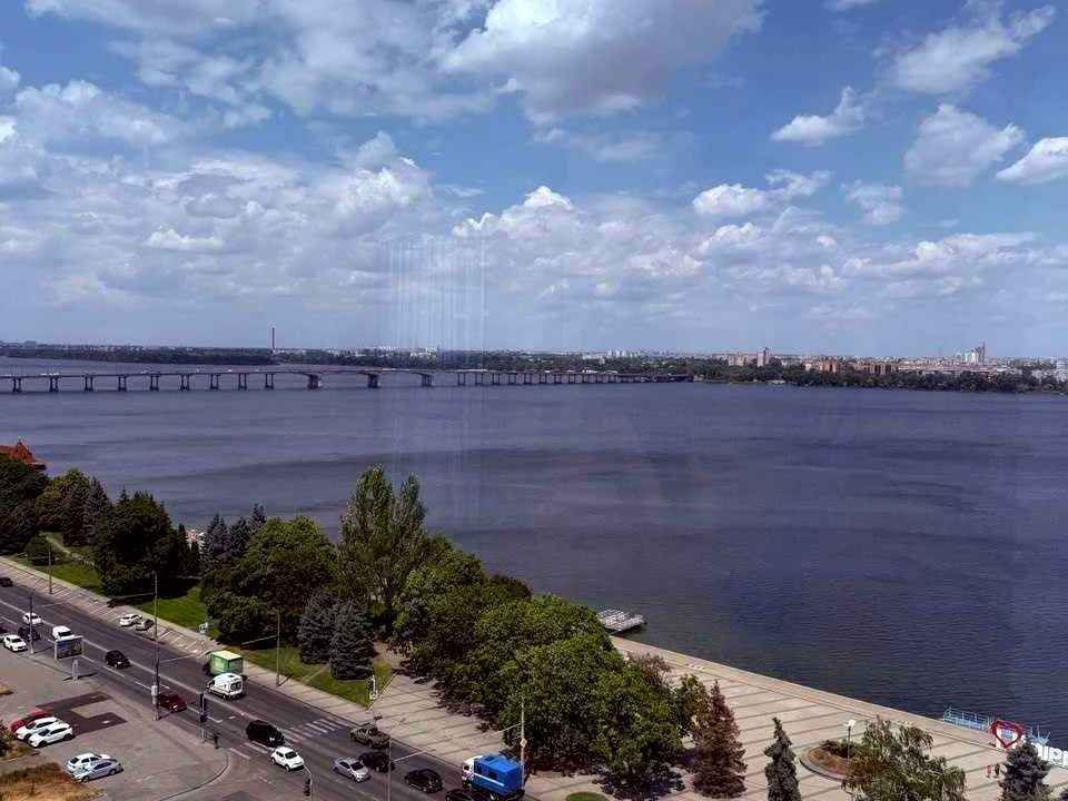 Квартира. Дніпро, Січеславська Набережна вул. (Набережна В.