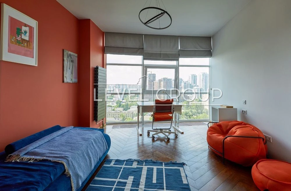 WITHOUT % Sale of 3-room residential complex "Triumph" Pechersk!
