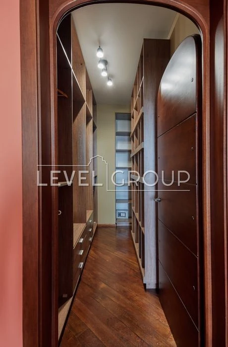 WITHOUT % Sale of 3-room residential complex "Triumph" Pechersk!